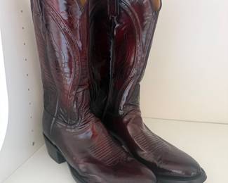 Lucchese size 10 boots