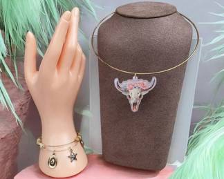Western Boho Cow Skull Floral Pendant Necklace Layered Charm Bracelet Set
