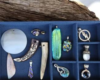 Vintage Pendant Lot