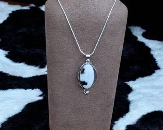  01 White Buffalo Turquoise Necklace
