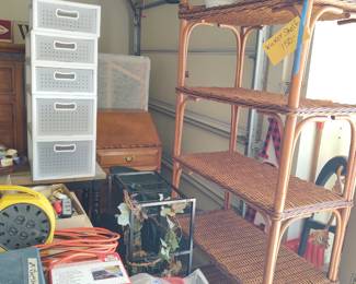 Talk wicker shelving unit