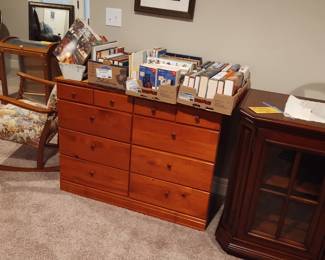 Chest of drawers