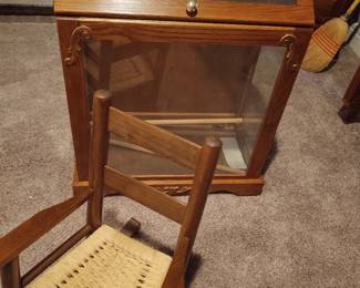 Quilt cabinet/child's chair