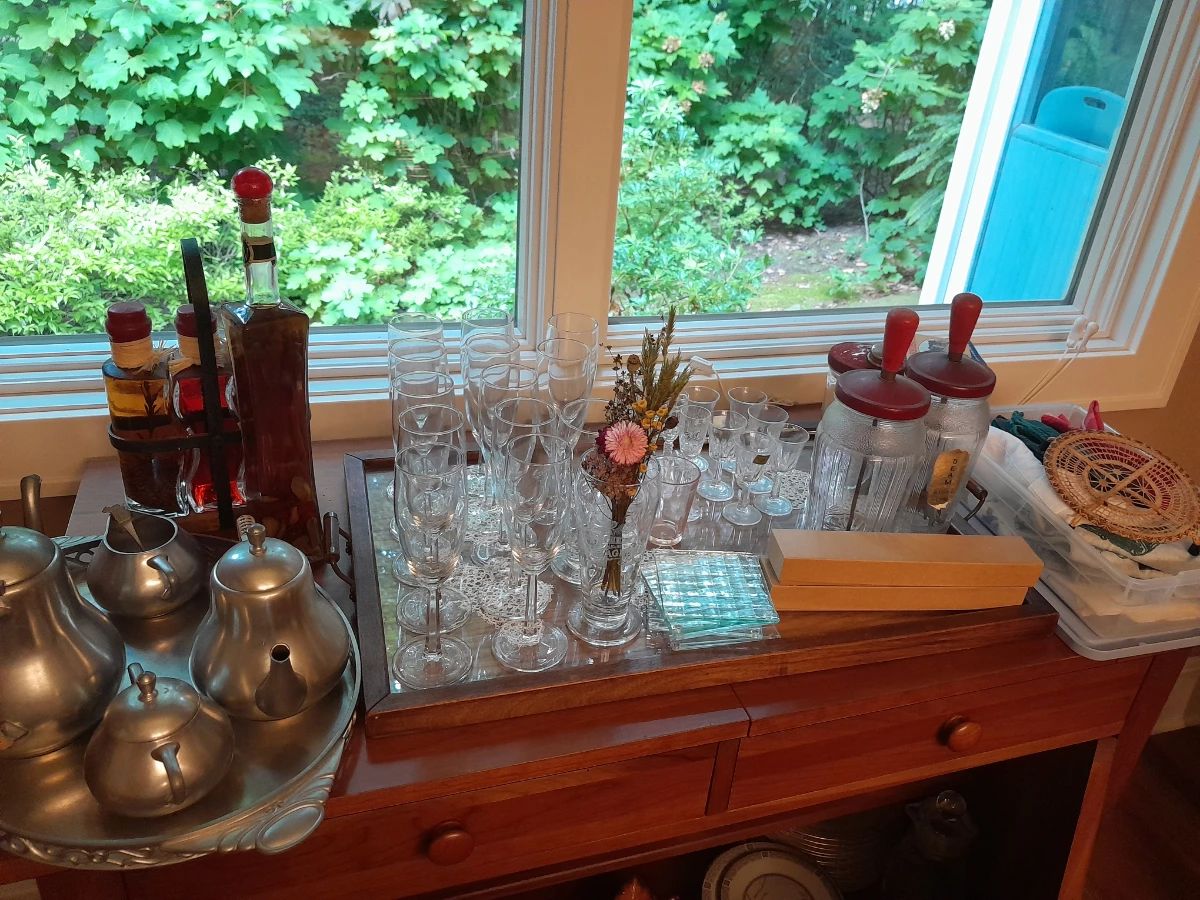 Glassware, teaset