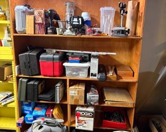 Plenty of power tools. Router, shop vac, and more