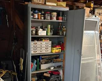 Metal cabinet