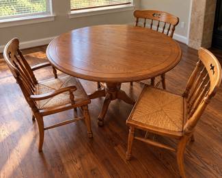 f Dining Table