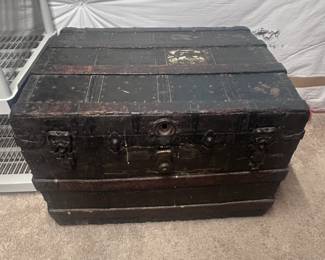 f Antique Trunk