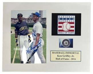 Ken Griffey Jr. Signed Mariners Photo w/ COA