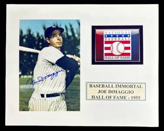 Joe DiMaggio Autographed Hall of Fame Photo