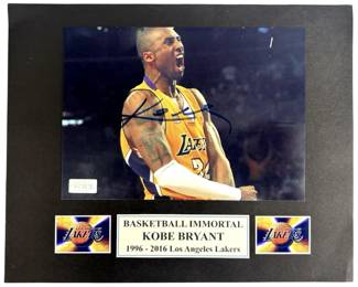 Kobe Bryant Signed Lakers Basketball Photo