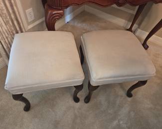 Stools with table.