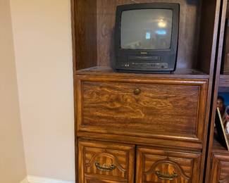2 bookcases with different features.