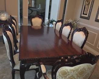 Formal elegant formal dining room set ( 2 end chairs & 6 side chairs)