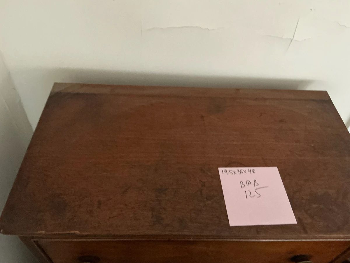 Photo 8 of 12 from this sale