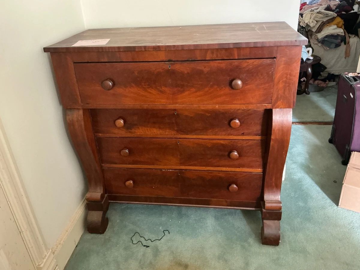 Photo 9 of 12 from this sale