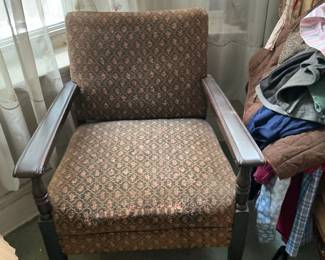 SKU BDB500. Upholstered wooden chair