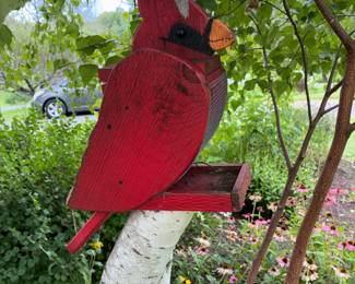 Bird feeder