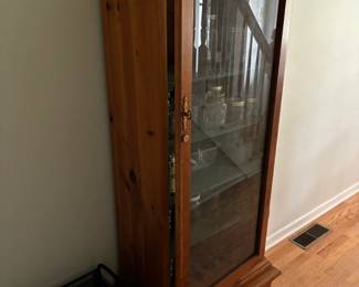 Display cabinet