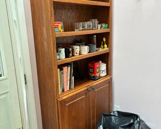 Oak shelf/cabinet