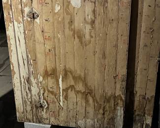 Primitive cabinet