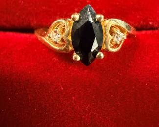 14 karat gold, and Onyx ring