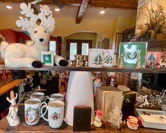 FITZ AND FLOYD CHRISTMAS CUPS