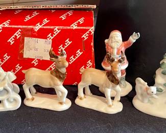 VINTAGE FITZ AND FLOYD SANTA SET