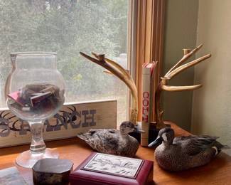 DEER ANTLER BOOKENDS, DUCKS