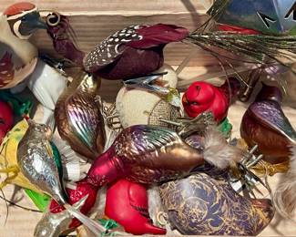 CHRISTMAS BIRD ORNAMENTS