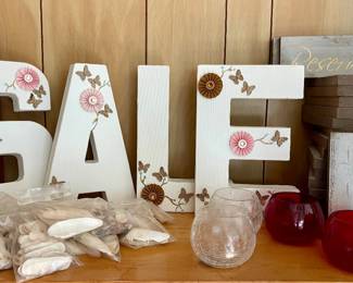SEA SHELLS, SALE SIGNAGE