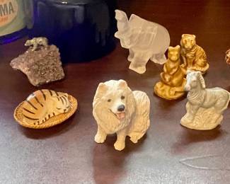 MINI FIGURINES