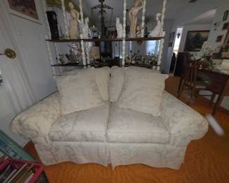 Broyhill Ivory Damask Loveseat, very clean with large overstuffed pillows. Extremely comfortable