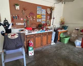 Garden items and decor