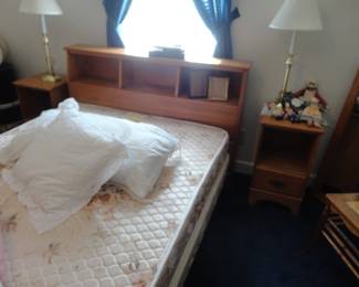 Full Size Bed (Hard Rock Maple Wood)