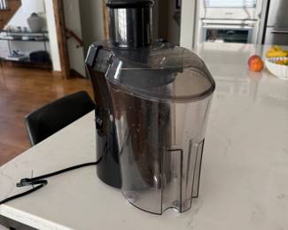 Lot #65- Hamilton Beach Centrifugal Juice Extractor