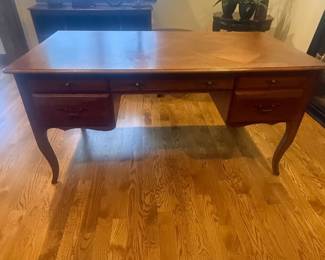 Lot #44- Ethan Allen Traditional Wood Executive Desk with Six Drawers