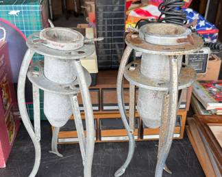 VTG Metal Christmas Tree Stands