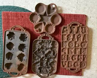 VTG Cast Iron Cookie Molds