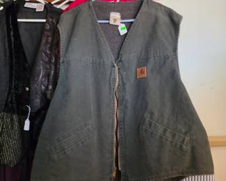 Carhartt sherpa-lined work vest with the classic brown Carhartt logo patch.