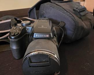 Fujifilm FinePix S-series bridge/superzoom digital camera