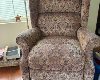 Upholstered wing bag, reclining chair