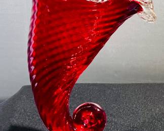Glass cornucopia vase