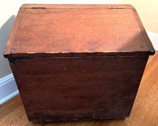 Wooden kindling box