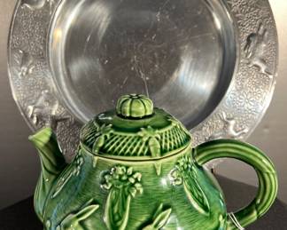 Rabbit platter and Portugese rabbit teapot