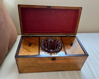 Inside tea caddy