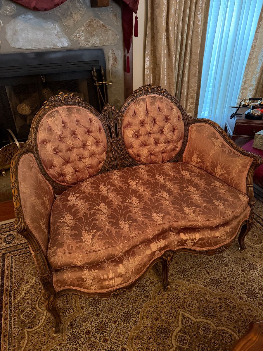 Antique-Style Carved Walnut Settee French Rococo Revival