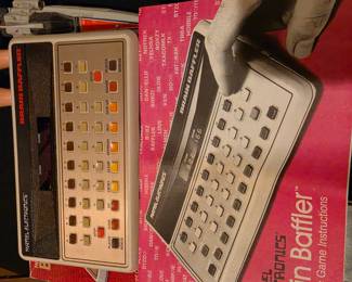 Mattel Electronics Brain Baffler handheld