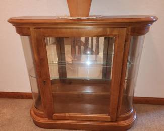 Small curio console