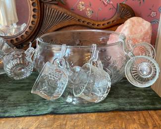 Vintage Jeannette Glass Fruit Pattern Punch Bowl Set